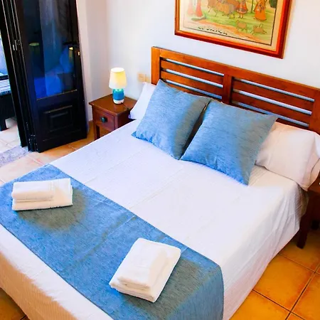 Conil With Heated Pool And Air Conditioning Villa Playa Blanca (Lanzarote)