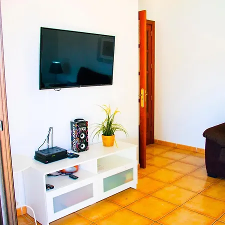 Villa Conil With Heated Pool And Air Conditioning *