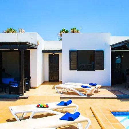Conil With Heated Pool And Air Conditioning * Playa Blanca (Lanzarote)