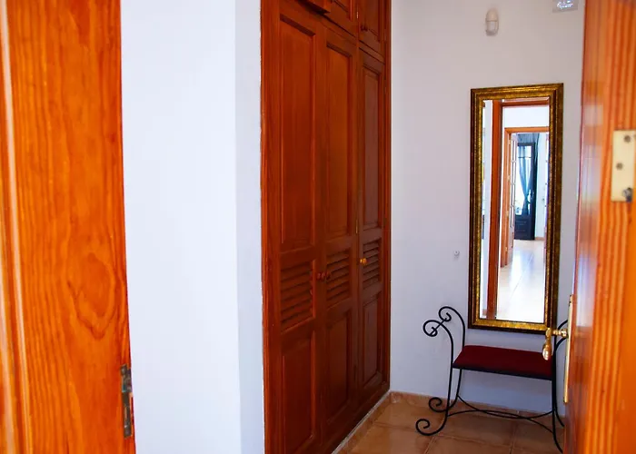 Conil With Heated Pool And Air Conditioning فيلة *